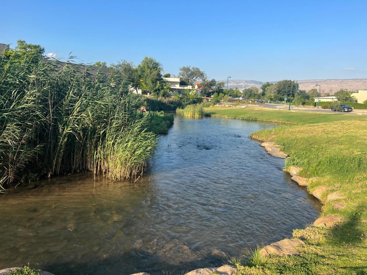 שפיגל קו ראשון לנחל-Hagoshrim,הגושרים Exterior foto